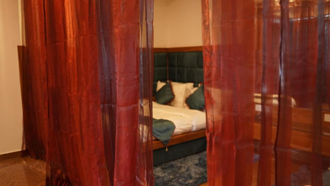 Hotel Saheb'S Castle Mcleodganj McLeod Ganj Dış mekan fotoğraf